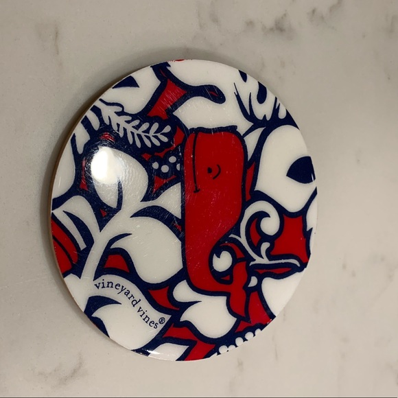 NEW Vineyard Vines 4-Piece Whale Coaster Set - Picture 2 of 5